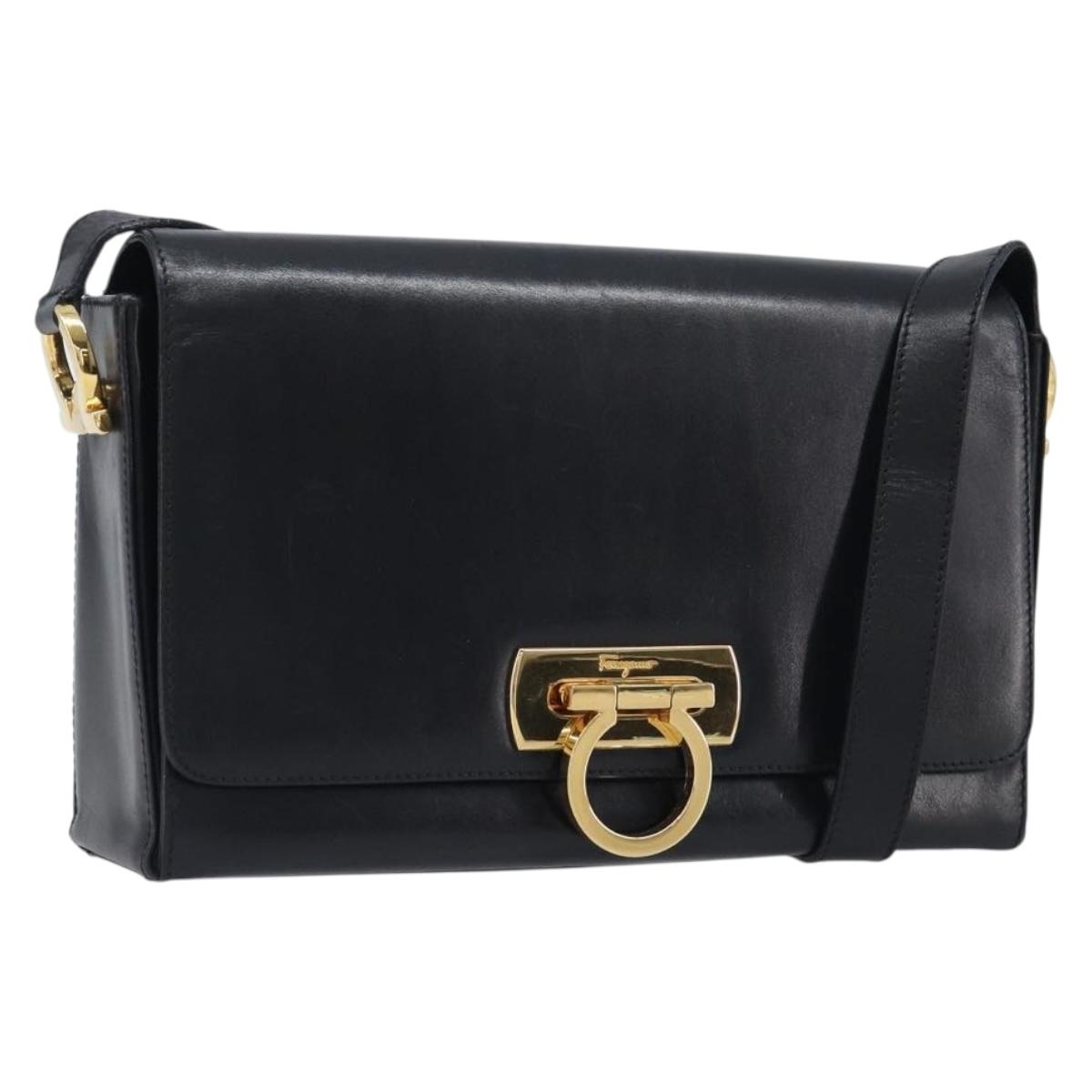 Salvatore Ferragamo Gancini Shoulder Bag Leather Black Gold Auth 199456
