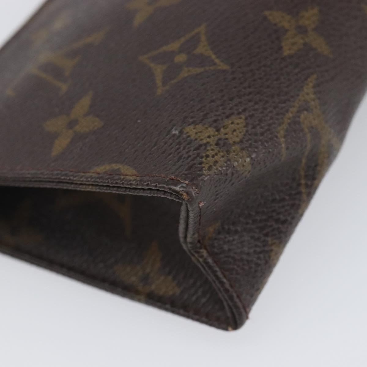 LOUIS VUITTON Monogram Poche Toilette 15 Pouch M47546 LV Auth 199473