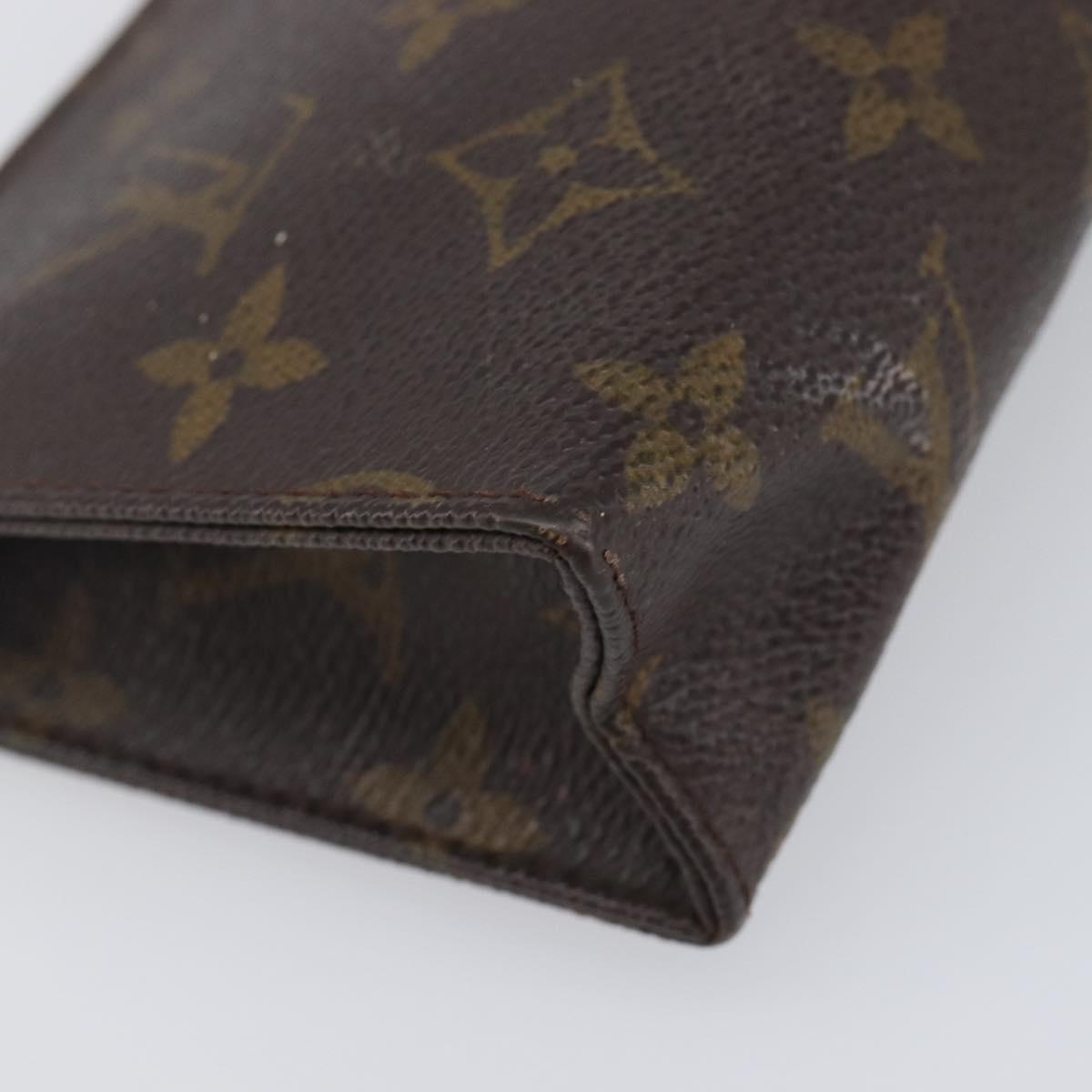 LOUIS VUITTON Monogram Poche Toilette 15 Pouch M47546 LV Auth 199473