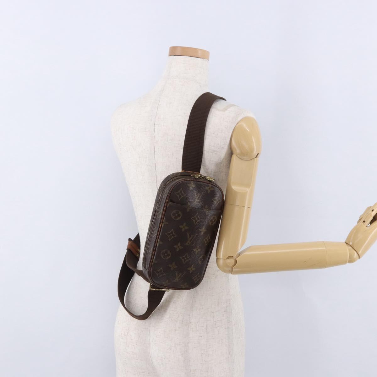 LOUIS VUITTON Monogram Pochette Gange Shoulder Bag M51870 LV Auth 199520