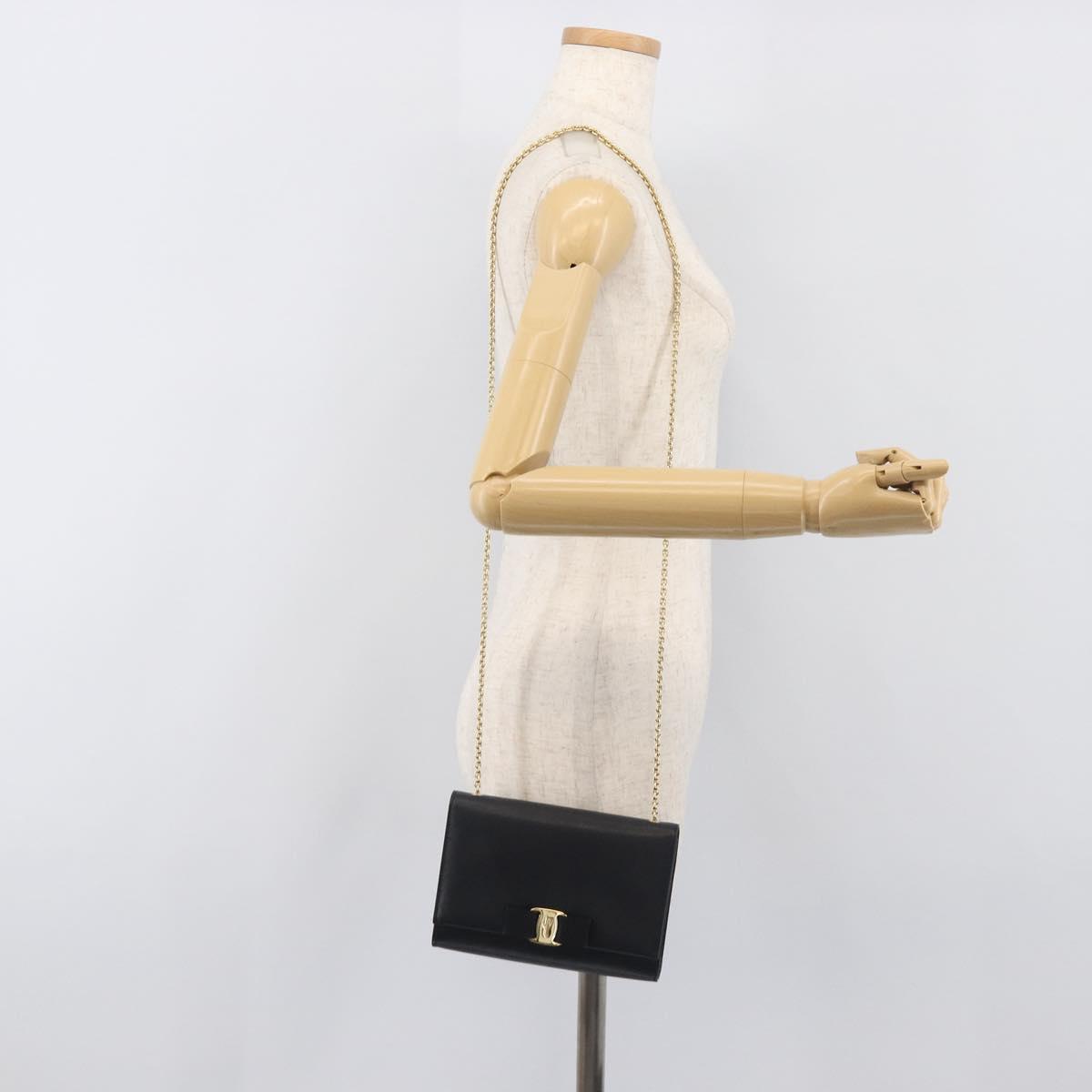 Salvatore Ferragamo Vala Chain Shoulder Bag Leather Black Gold Auth 199639V