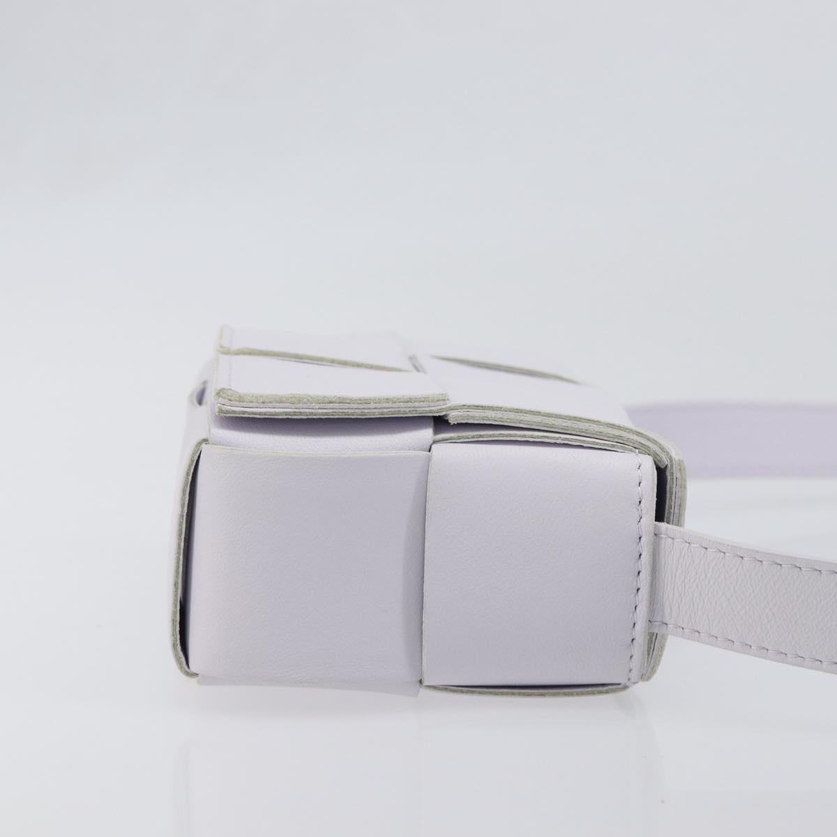BOTTEGA VENETA MAXI INTRECCIATO Candy Cassette Bag Leather White Auth 199640V