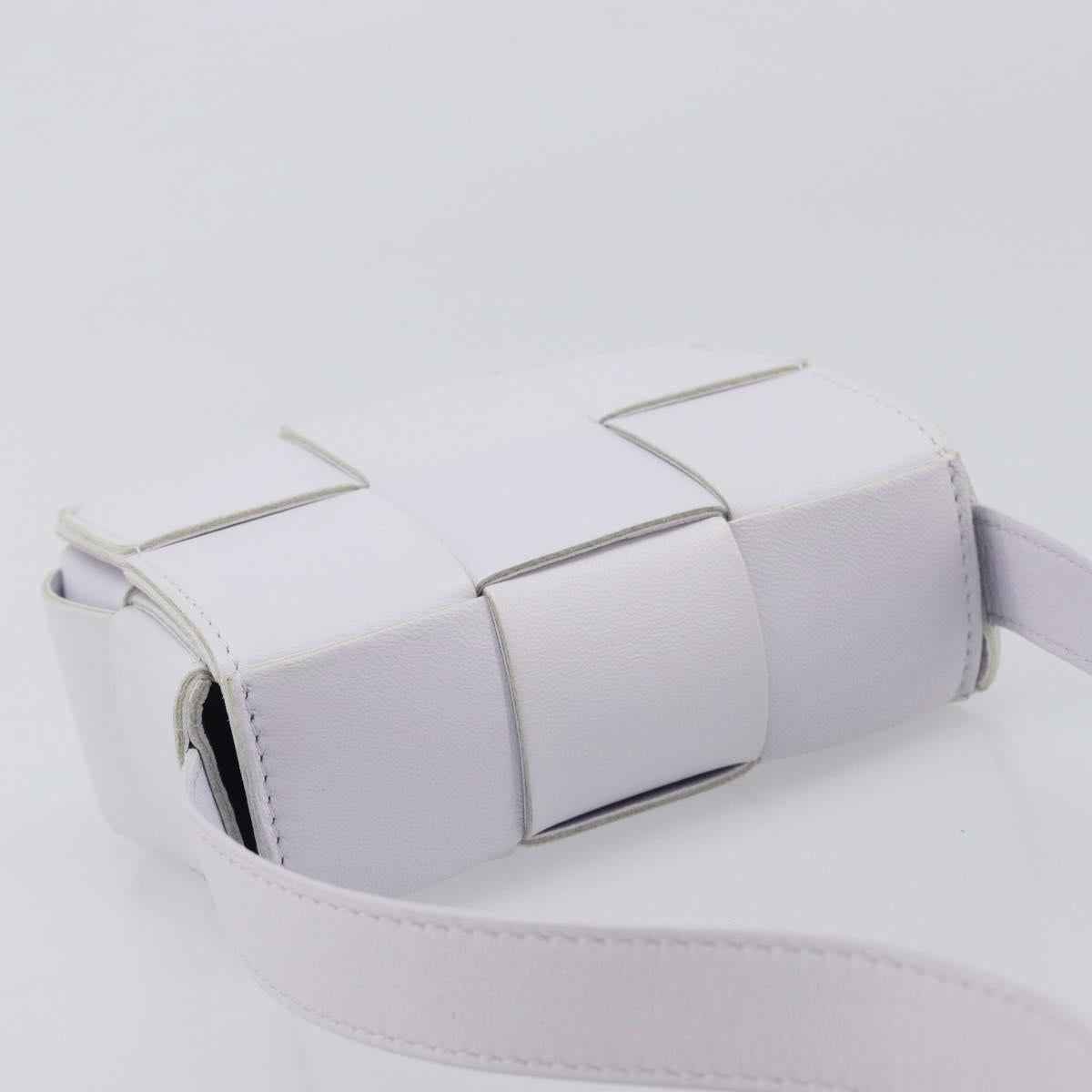 BOTTEGA VENETA MAXI INTRECCIATO Candy Cassette Bag Leather White Auth 199640V