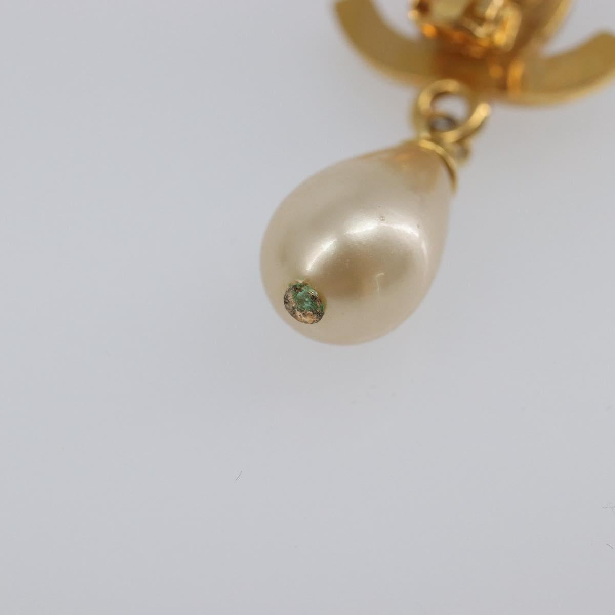 CHANEL Turn Lock Earring metal Gold CC Auth 199733V