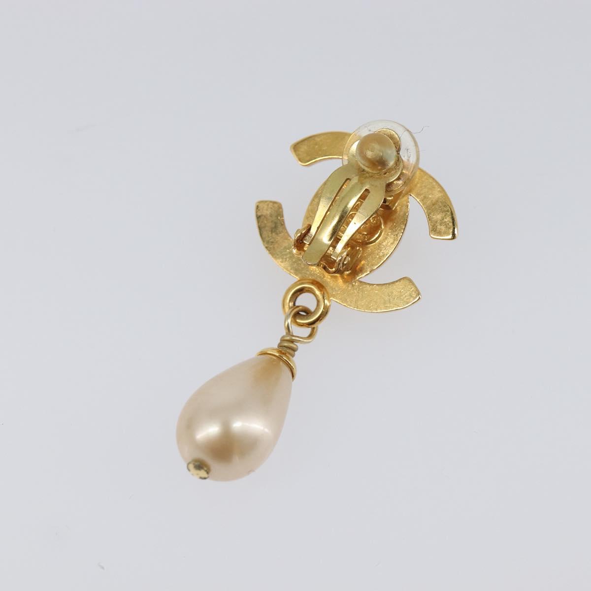 CHANEL Turn Lock Earring metal Gold CC Auth 199733V