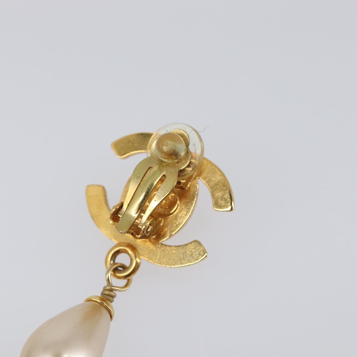 CHANEL Turn Lock Earring metal Gold CC Auth 199733V