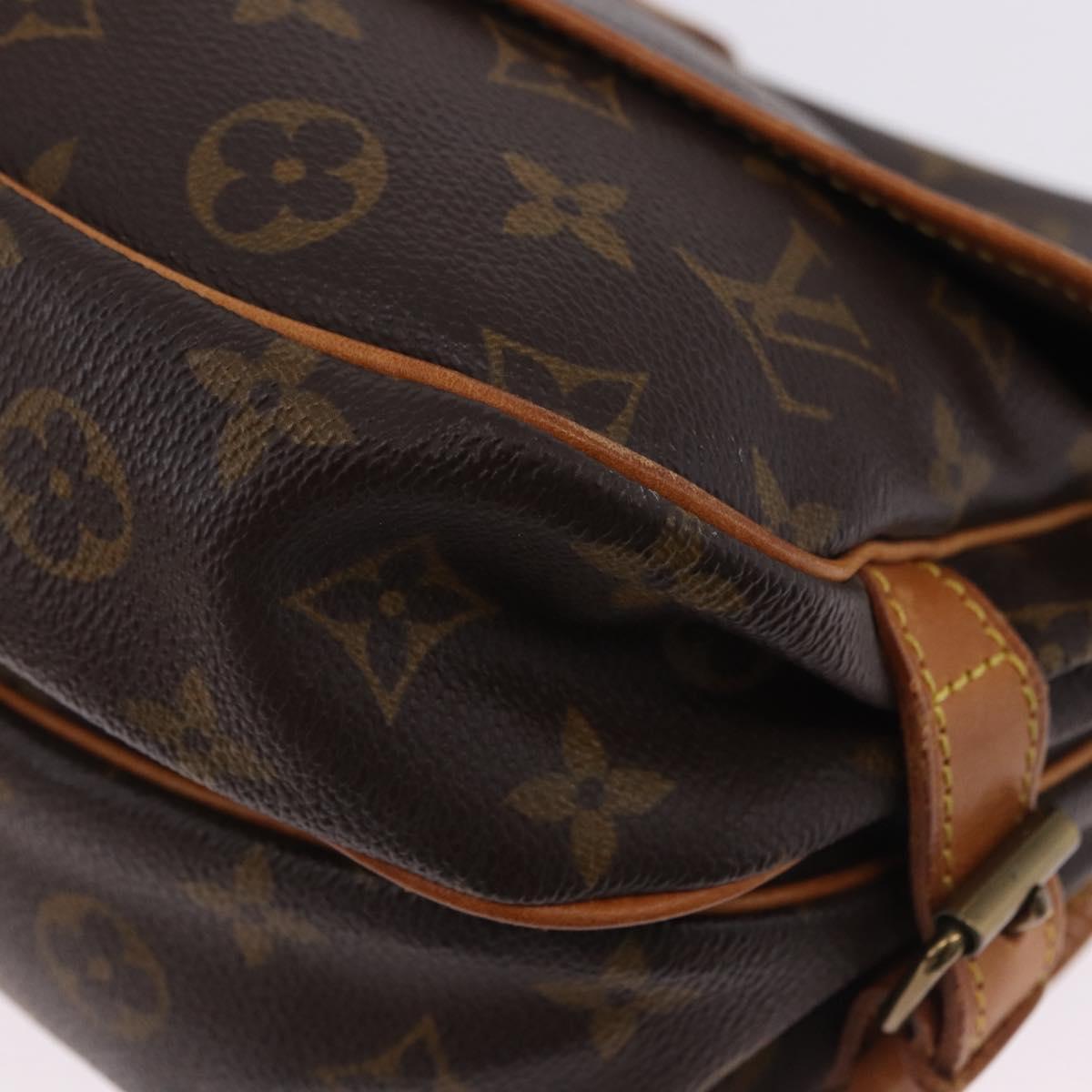 LOUIS VUITTON Monogram Saumur 30 Shoulder Bag M42256 LV Auth 199805A