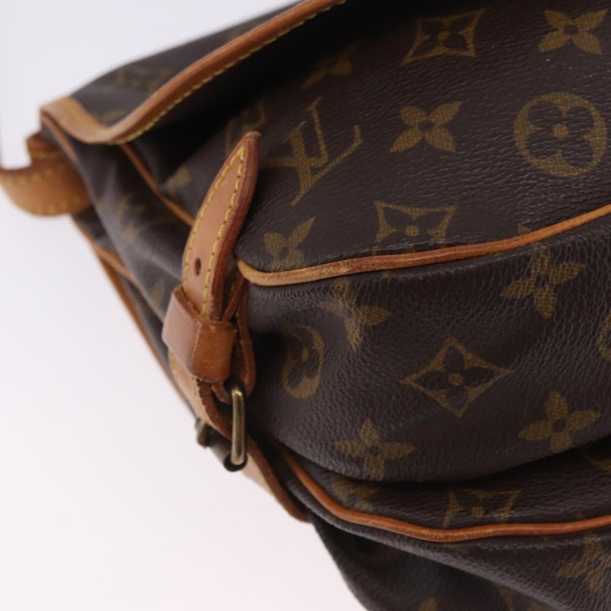 LOUIS VUITTON Monogram Saumur 30 Shoulder Bag M42256 LV Auth 199805A