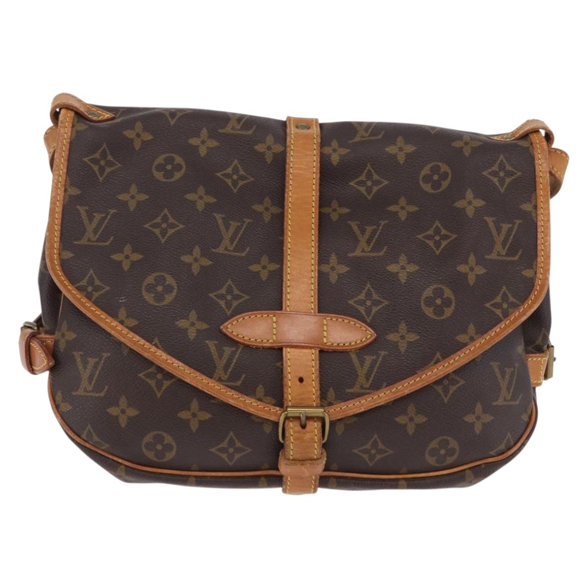 LOUIS VUITTON Monogram Saumur 30 Shoulder Bag M42256 LV Auth 199805A