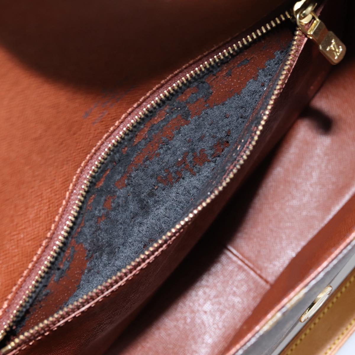 LOUIS VUITTON Monogram Saint Cloud GM Shoulder Bag M51242 LV Auth 199807A