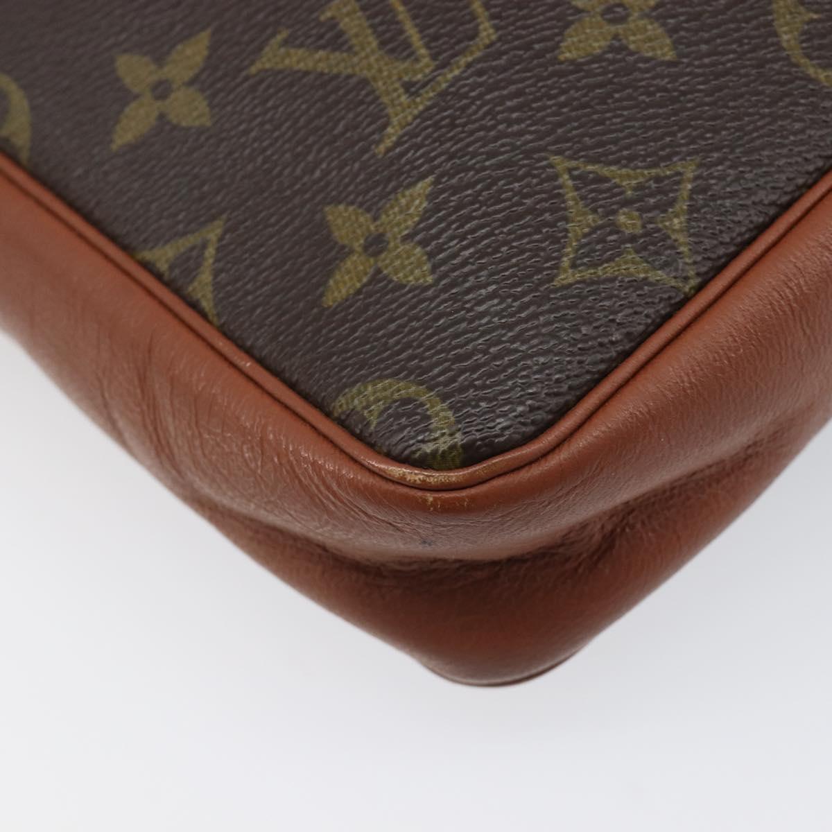 LOUIS VUITTON Monogram Sac Sports Clutch Bag LV Auth 199891A