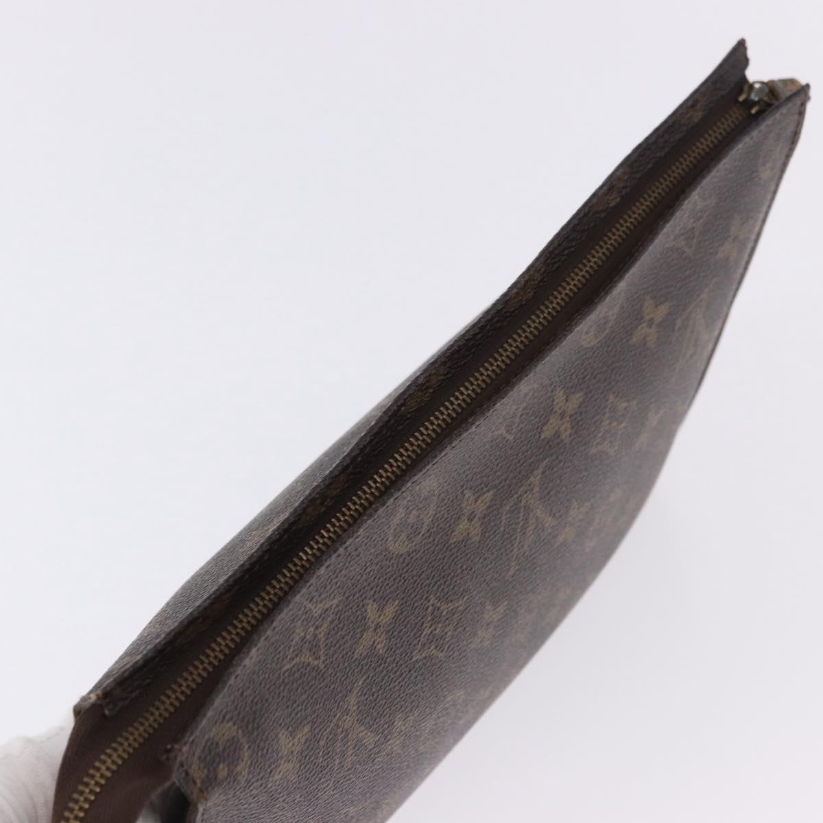 LOUIS VUITTON Monogram Poche Toilette 26 Pouch M47542 LV Auth 199945