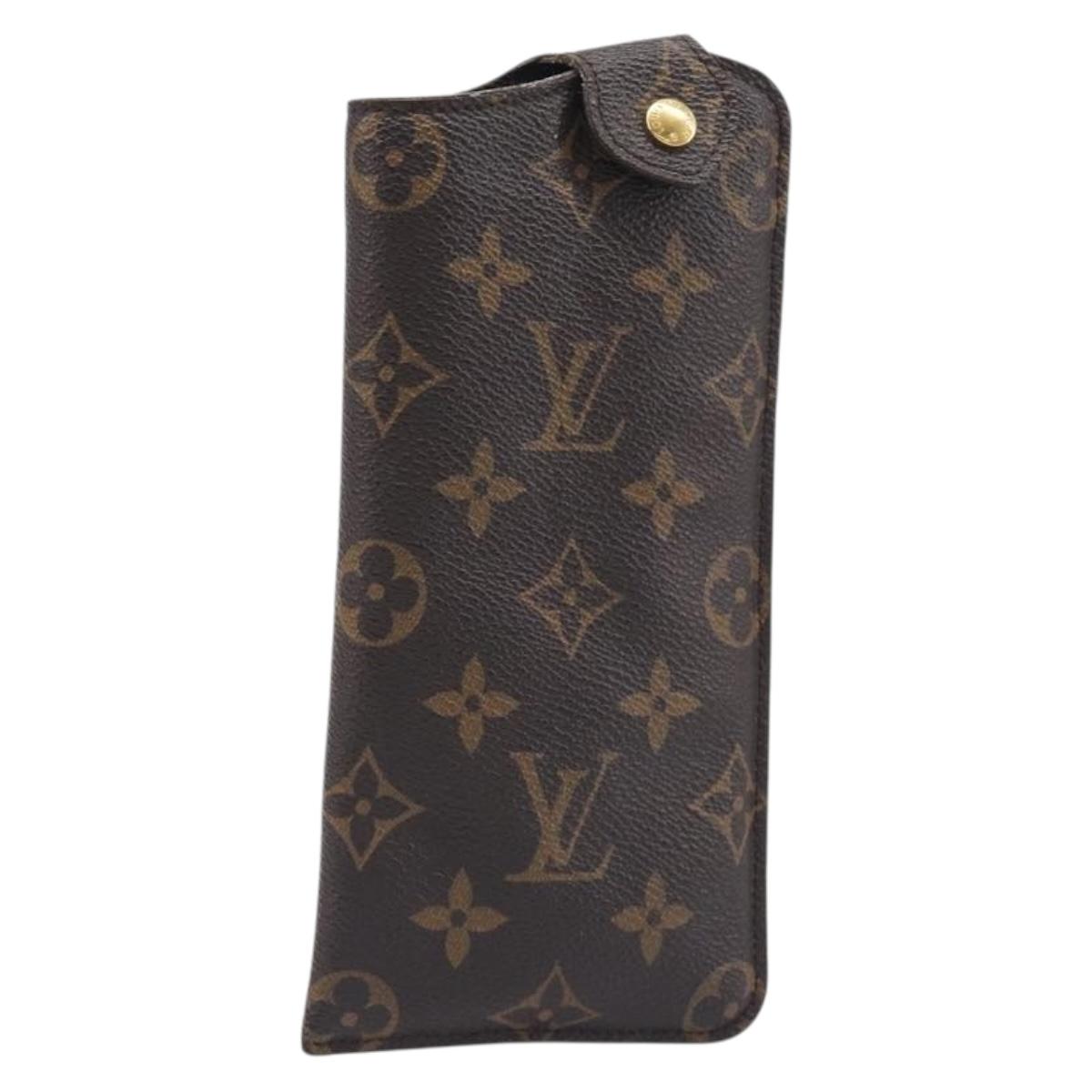 LOUIS VUITTON Monogram Etui Lunettes PM Glasses Case M66545 LV Auth 200169
