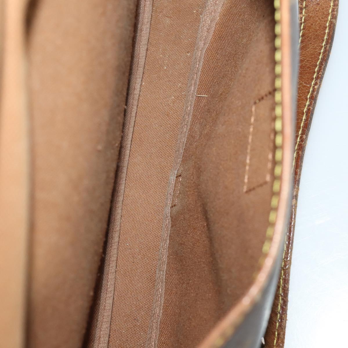 LOUIS VUITTON Monogram Saumur 30 Shoulder Bag M42256 LV Auth 200240