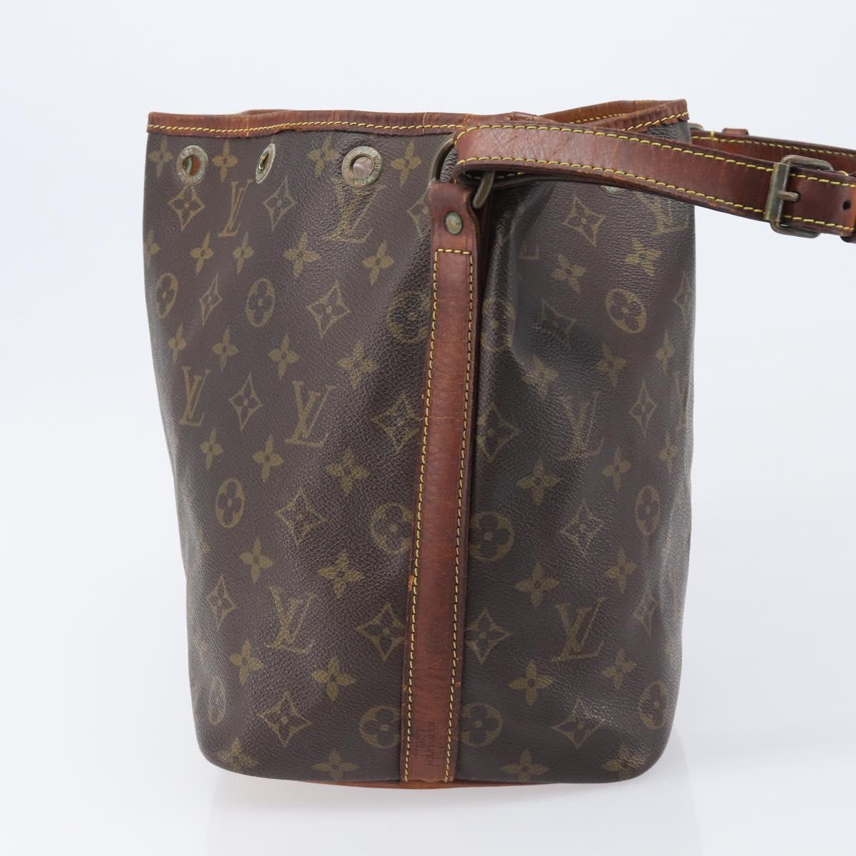 LOUIS VUITTON Monogram Petit Noe Shoulder Bag M42226 LV Auth 200453