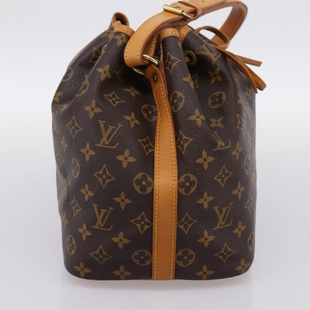 LOUIS VUITTON Monogram Petit Noe Shoulder Bag M42226 LV Auth 200465V