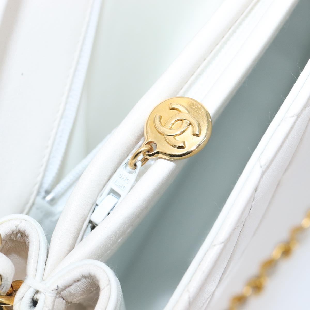 CHANEL Chain Matelasse Shoulder Bag Lamb Skin White Gold CC Auth 200466V