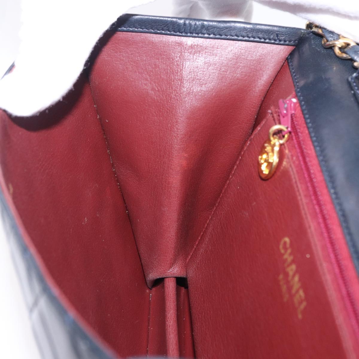 CHANEL Matelasse Chain Shoulder Bag Lamb Skin Navy Gold CC Auth 200577V