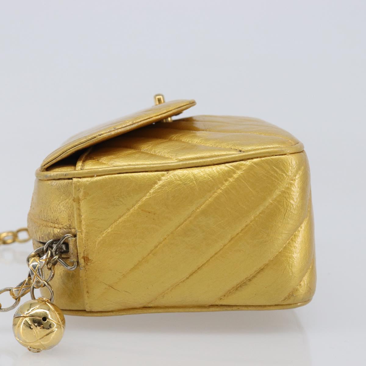 CHANEL Chain Shoulder Bag Leather Gold CC Auth 200713