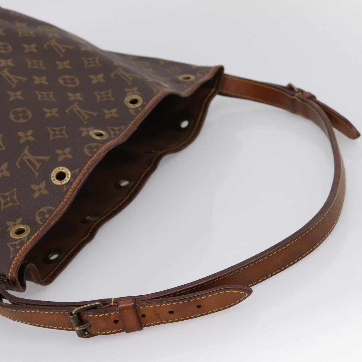 LOUIS VUITTON Monogram Noe Shoulder Bag M42224 LV Auth 200730
