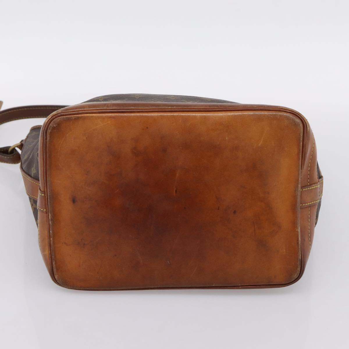 LOUIS VUITTON Monogram Noe Shoulder Bag M42224 LV Auth 200730