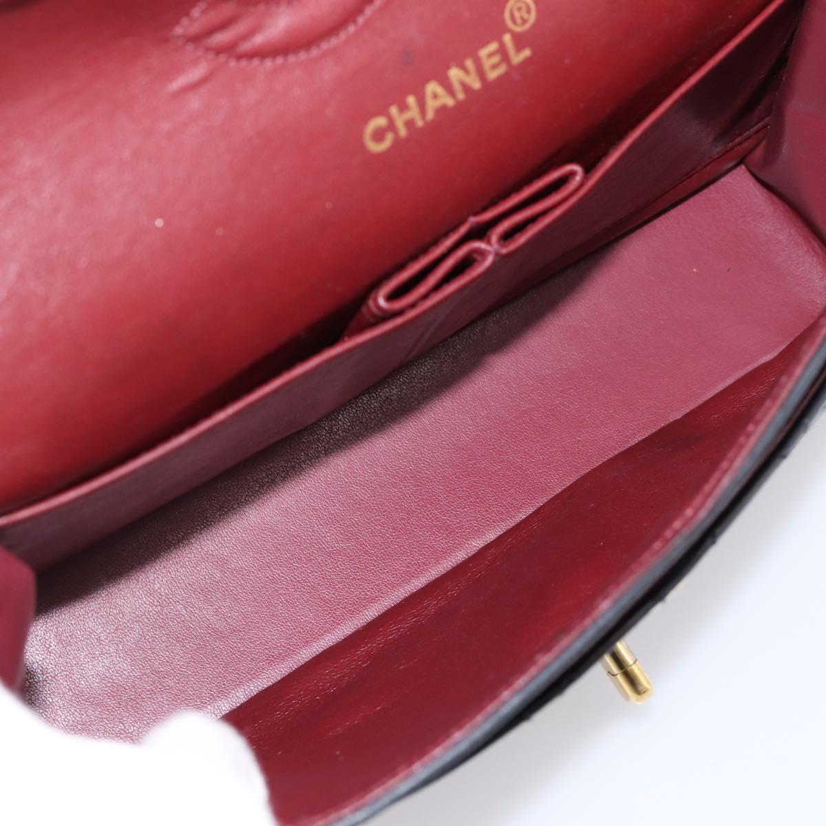 CHANEL Matelasse 25 Chain Shoulder Bag Lamb Skin Black Gold CC Auth 200746V