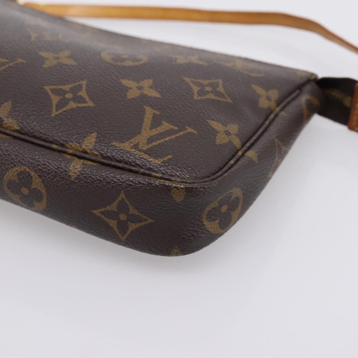 LOUIS VUITTON Monogram Pochette Accessoires Pouch M51980 LV Auth 200833