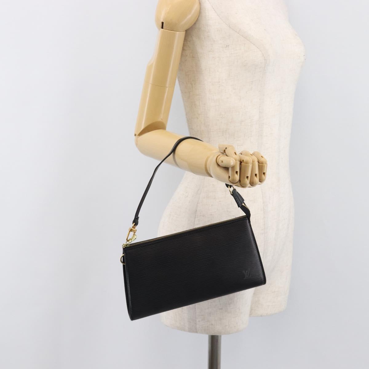 LOUIS VUITTON Epi Pochette Accessoires Pouch Black M52982 LV Auth 200836V