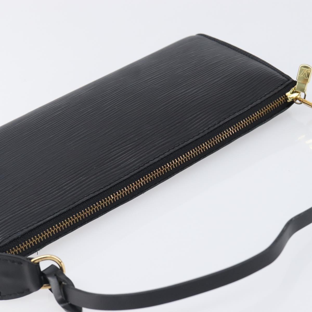 LOUIS VUITTON Epi Pochette Accessoires Pouch Black M52982 LV Auth 200836V