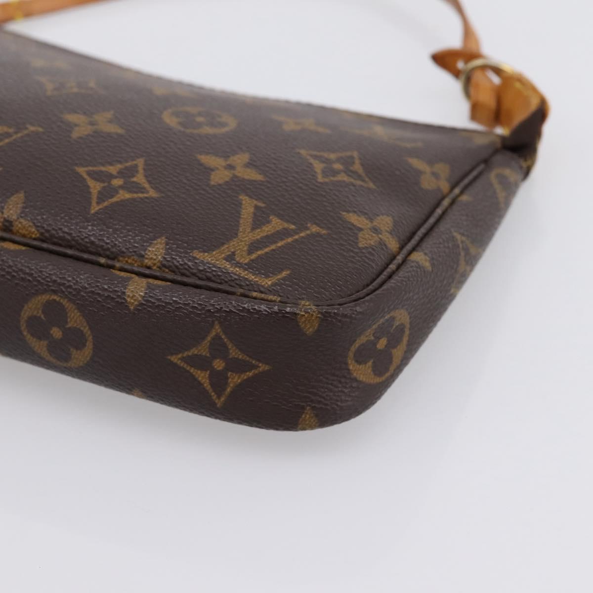 LOUIS VUITTON Monogram Pochette Accessoires Pouch M51980 LV Auth 200837
