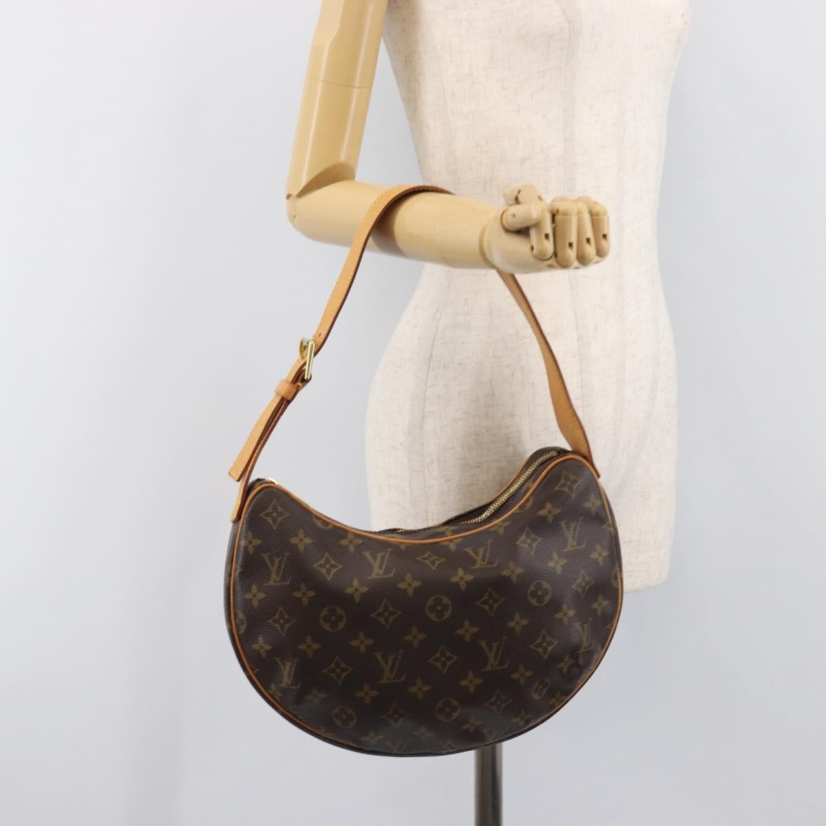 LOUIS VUITTON Monogram Croissant MM Shoulder Bag M51512 LV Auth 200848V
