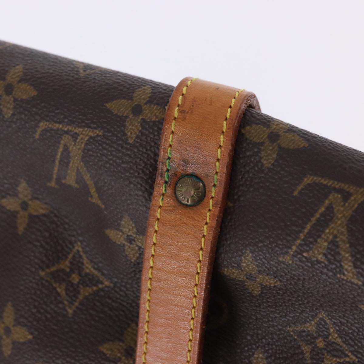 LOUIS VUITTON Monogram Saumur 30 Shoulder Bag M42256 LV Auth 200894V