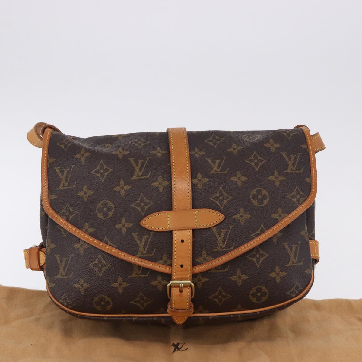 LOUIS VUITTON Monogram Saumur 30 Shoulder Bag M42256 LV Auth 200894V