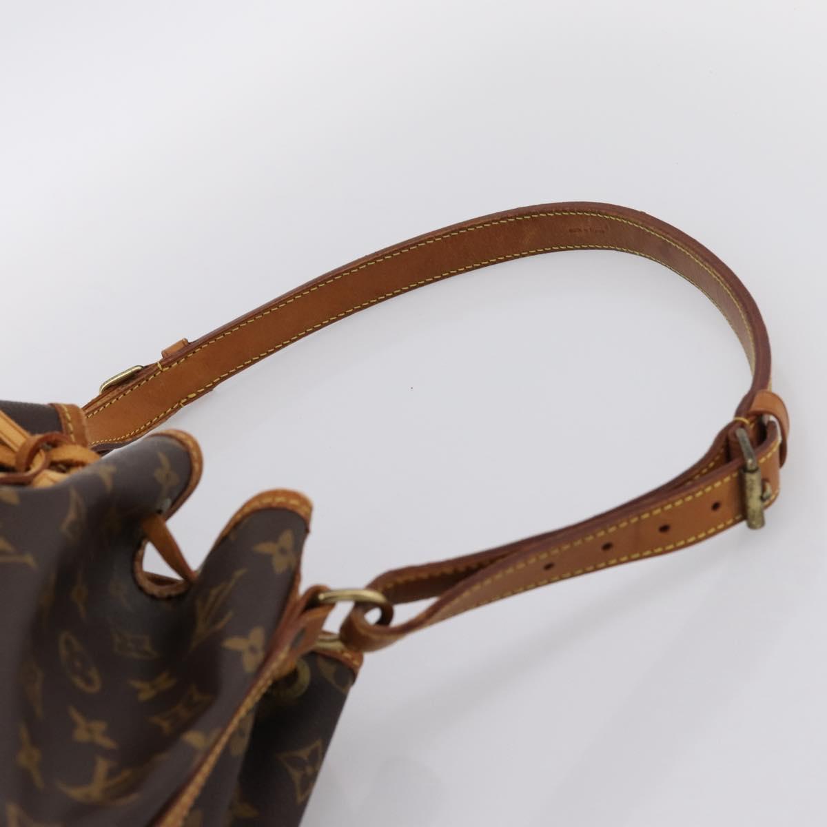 LOUIS VUITTON Monogram Noe Shoulder Bag M42224 LV Auth 200976