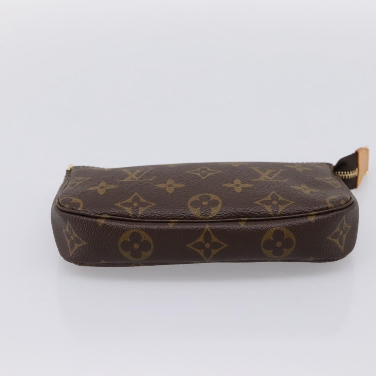 LOUIS VUITTON Monogram Mini Pochette Accessoires Pouch N41667 LV Auth 200984V