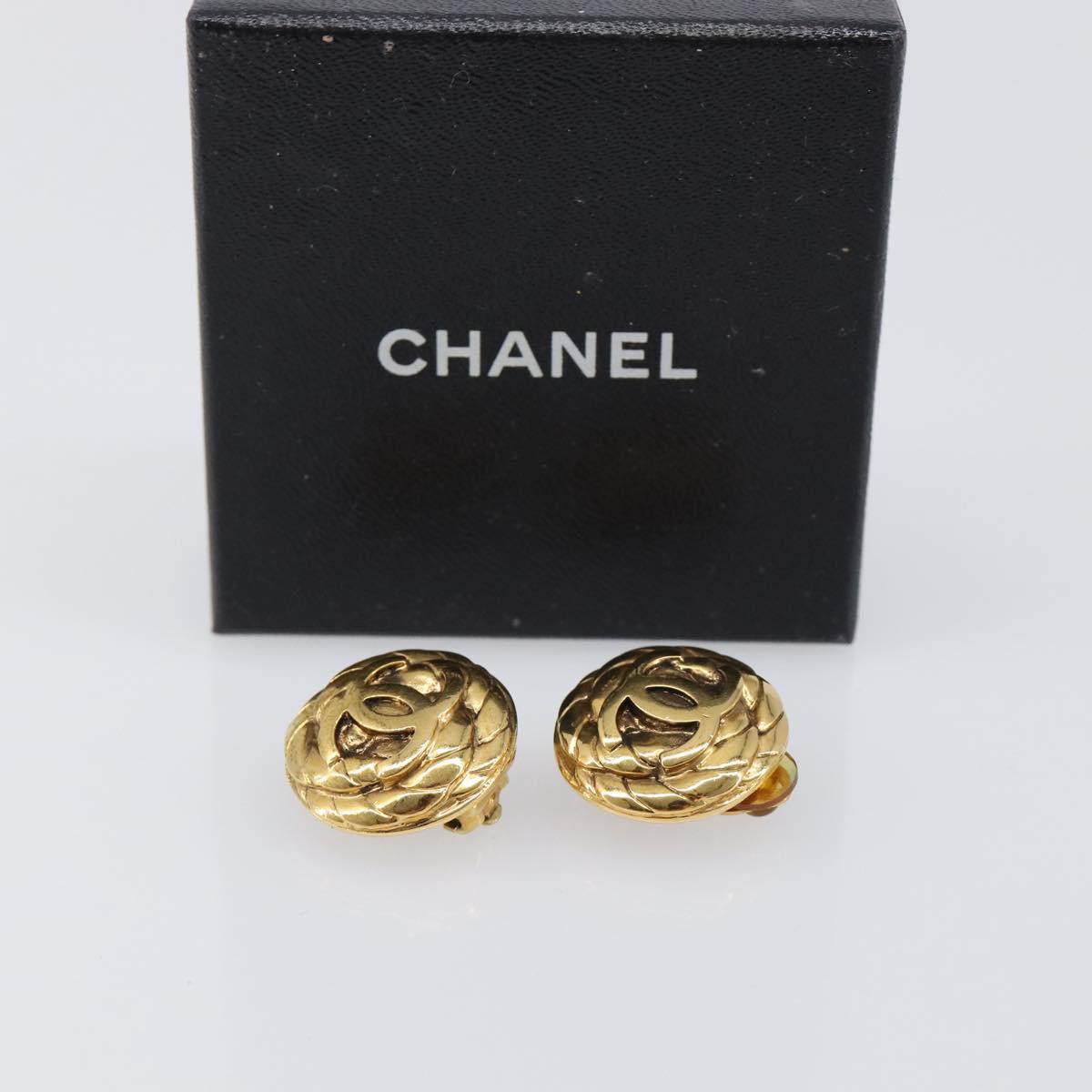 CHANEL Earring metal Gold Tone CC Auth 201015V