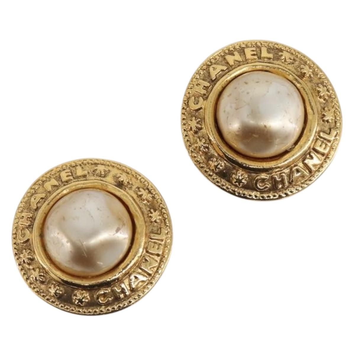 CHANEL Earring metal Gold Tone CC Auth 201016
