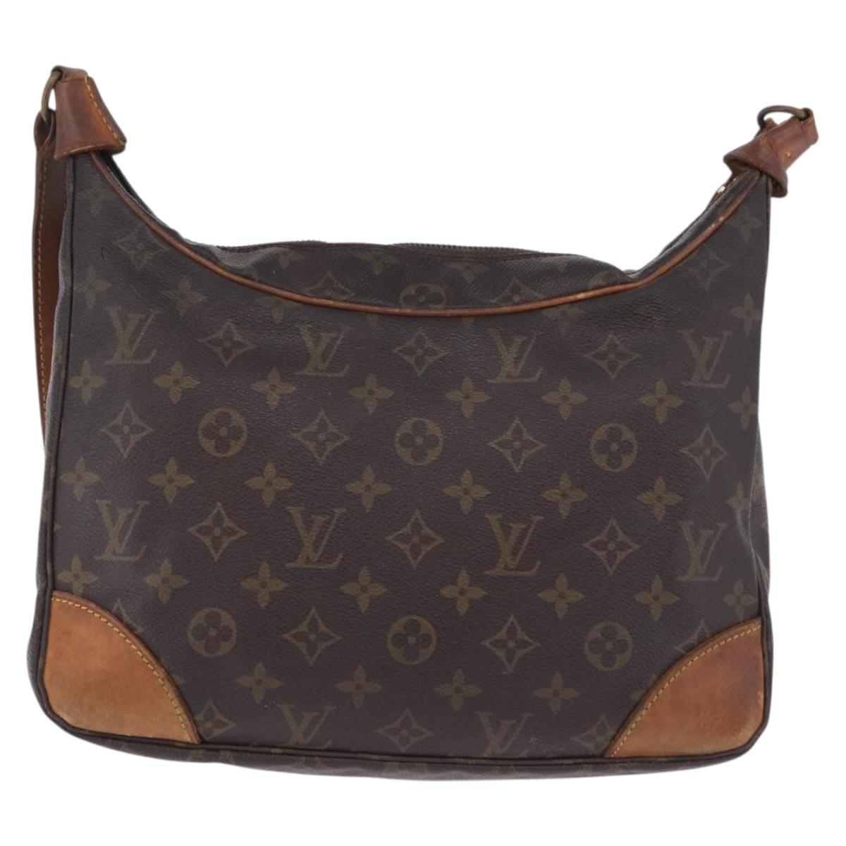 LOUIS VUITTON Monogram Saumur 30 Shoulder Bag M42256 LV Auth 201081