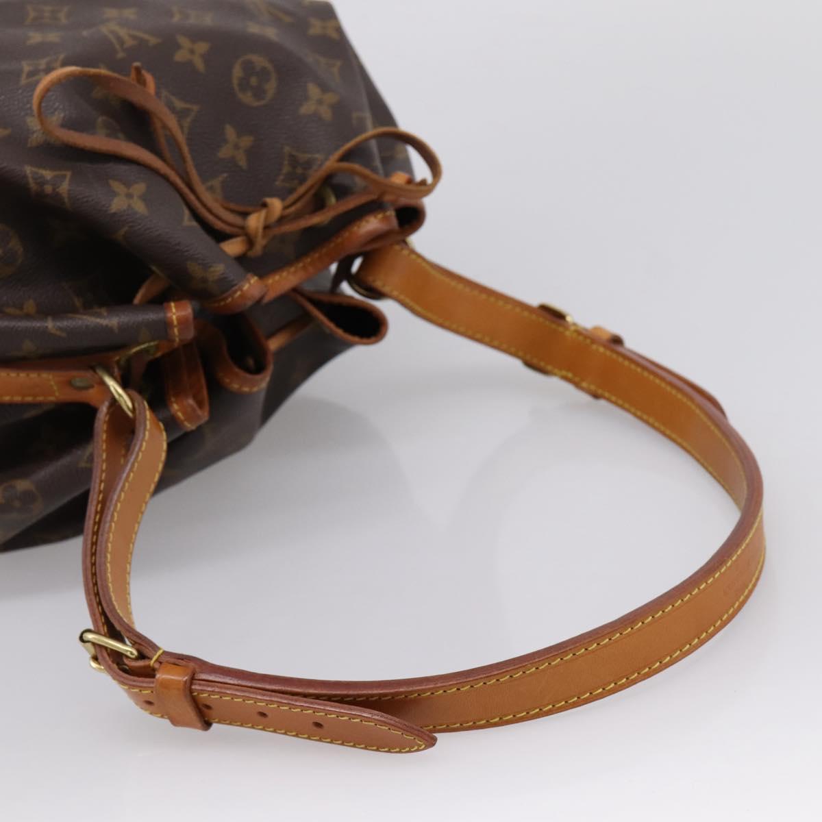 LOUIS VUITTON Monogram Petit Noe Shoulder Bag M42226 LV Auth 201160V