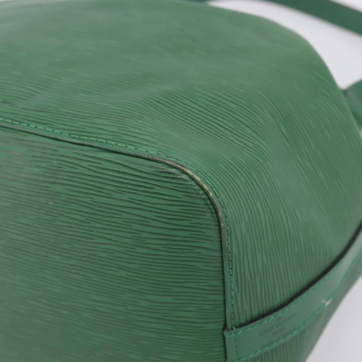 LOUIS VUITTON Epi Petit Noe Shoulder Bag Green M44104 LV Auth 201250A