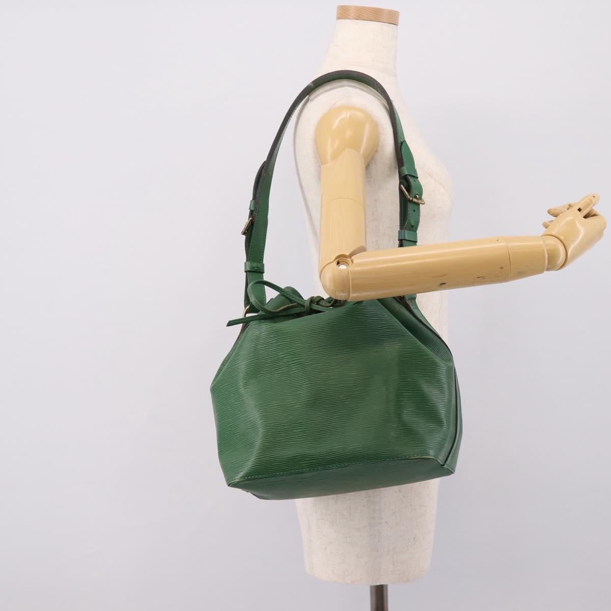 LOUIS VUITTON Epi Petit Noe Shoulder Bag Green M44104 LV Auth 201250A