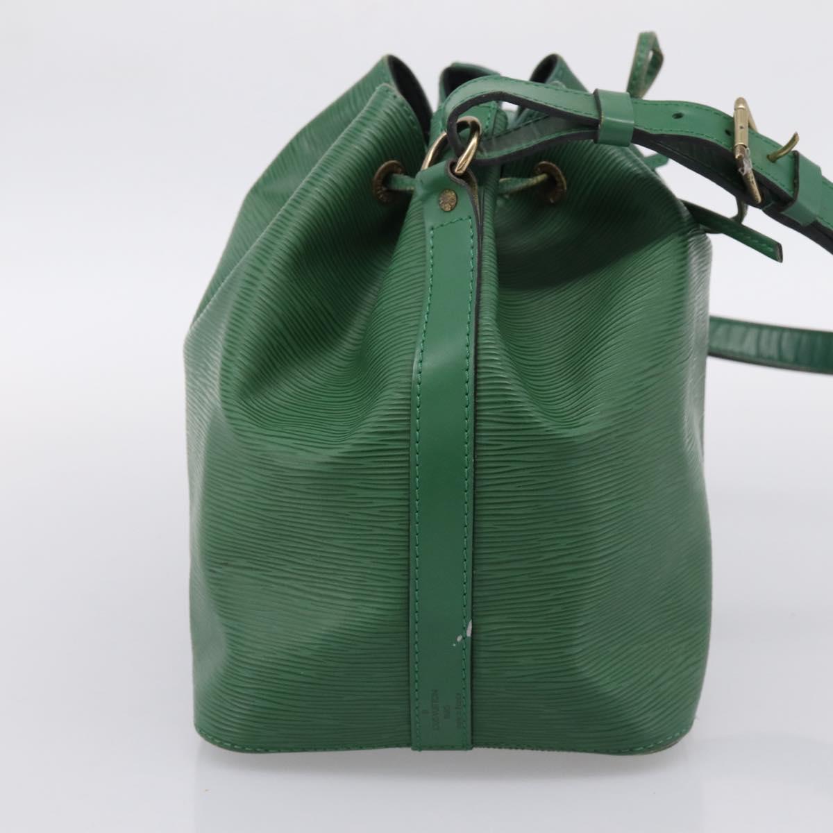 LOUIS VUITTON Epi Petit Noe Shoulder Bag Green M44104 LV Auth 201250A