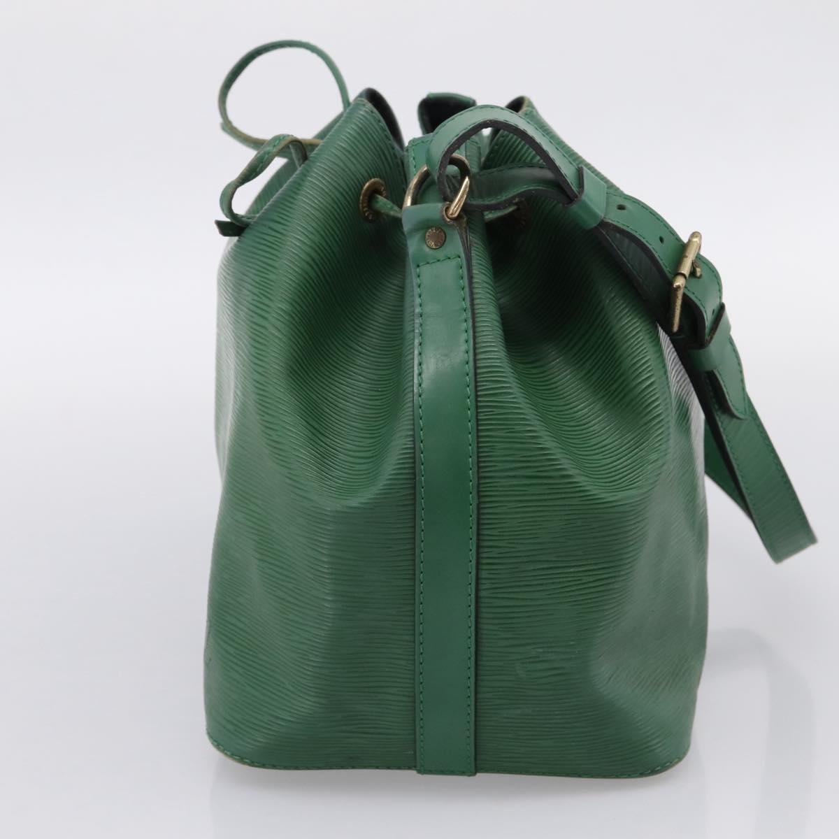 LOUIS VUITTON Epi Petit Noe Shoulder Bag Green M44104 LV Auth 201250A