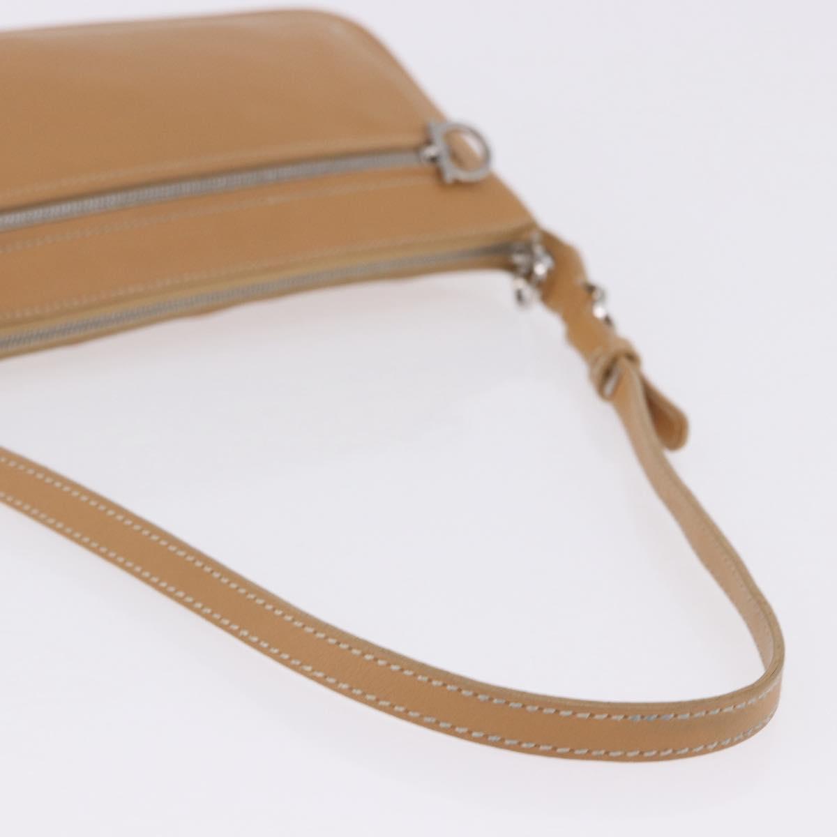 Salvatore Ferragamo Accessory Pouch Leather Beige Silver Auth 201289A