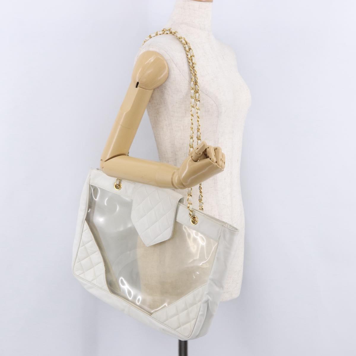 CHANEL Matelasse Chain Shoulder Bag Vinyl White Gold Tone CC Auth 201328