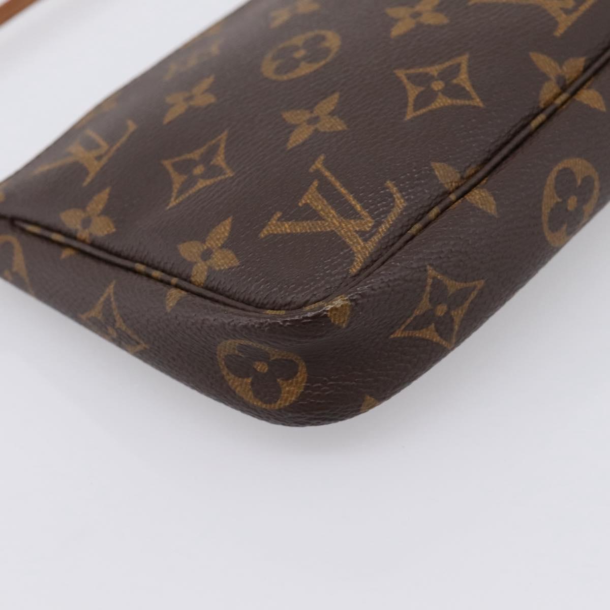 LOUIS VUITTON Monogram Pochette Accessoires Pouch M51980 LV Auth 201332V