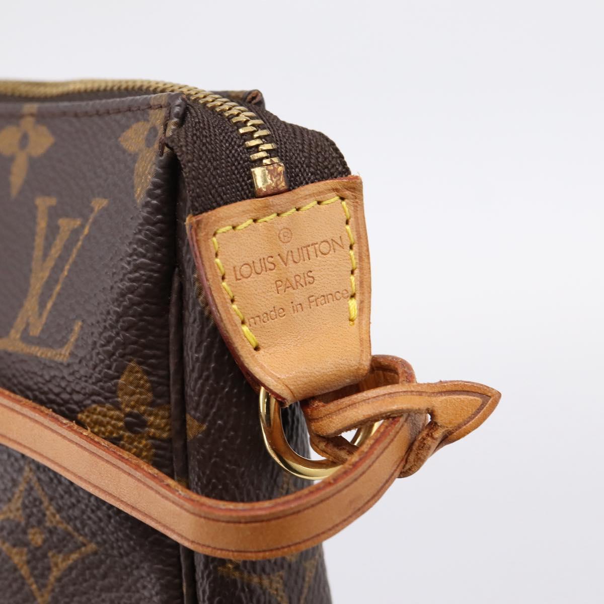 LOUIS VUITTON Monogram Pochette Accessoires Pouch M51980 LV Auth 201332V