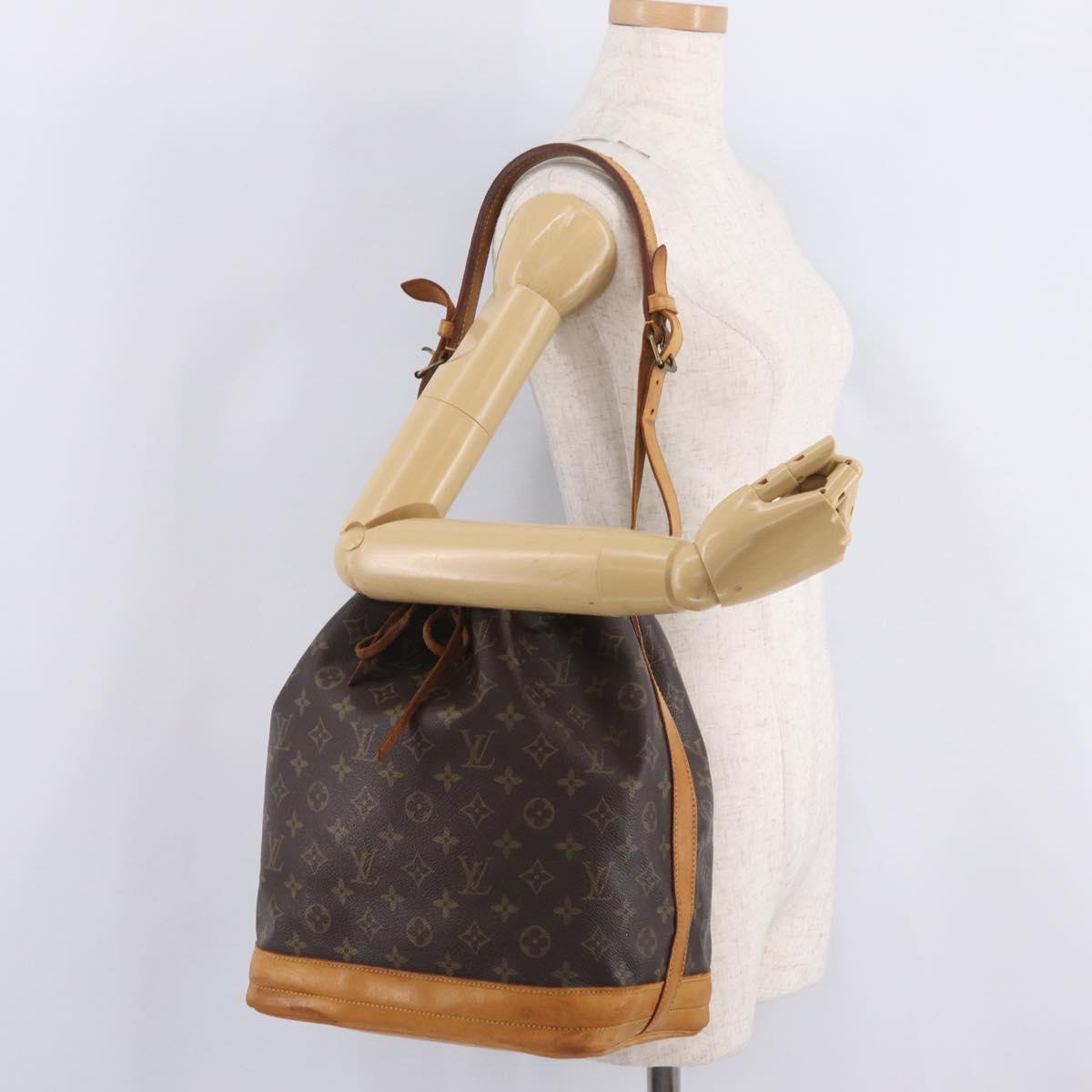 LOUIS VUITTON Monogram Noe Shoulder Bag M42224 LV Auth 201362A