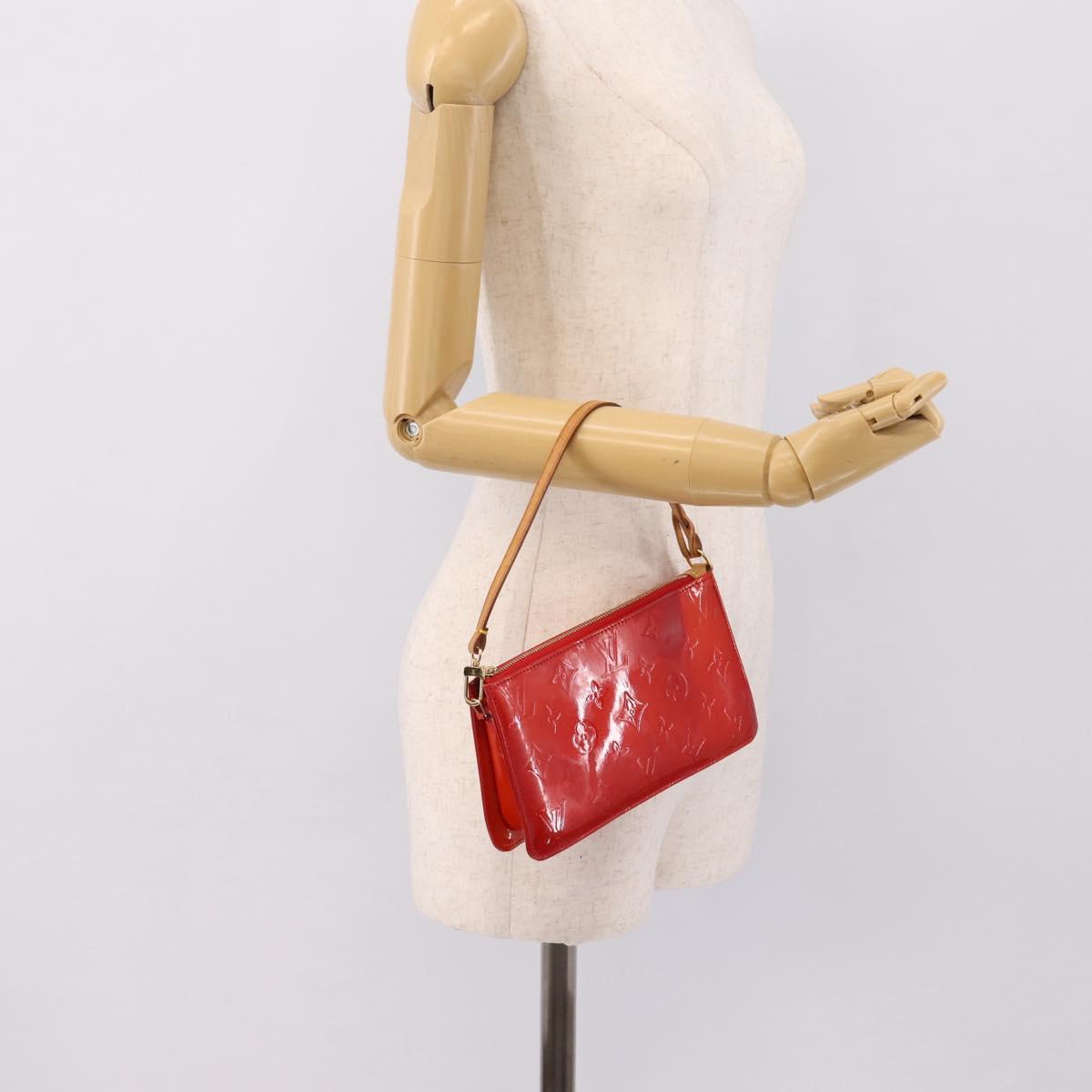 LOUIS VUITTON Monogram Vernis Lexington Pouch Red Rouge M91132 LV Auth 201512