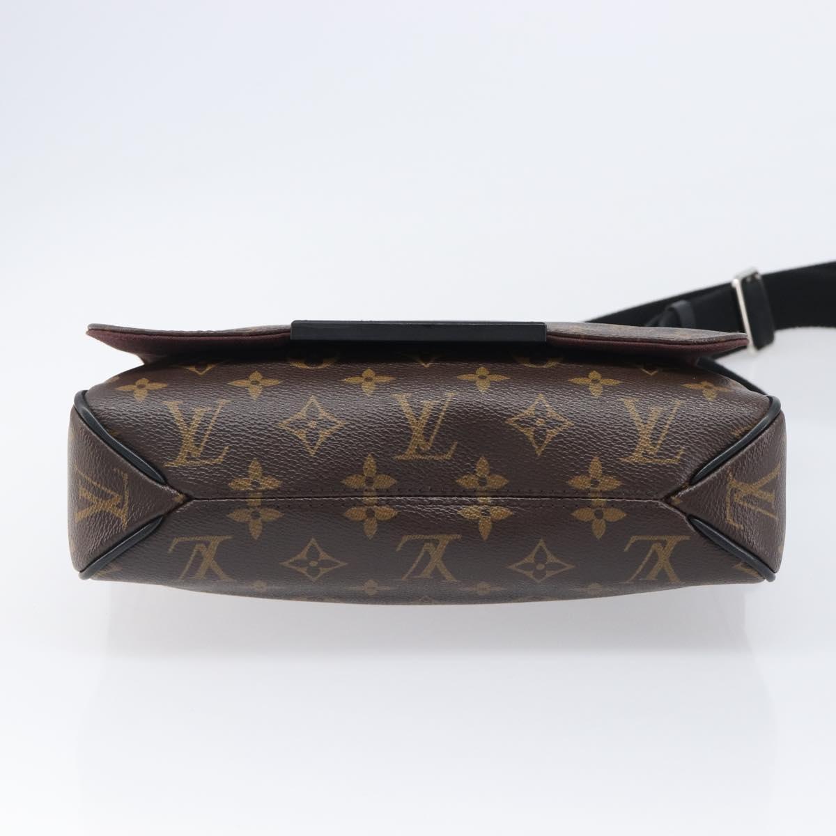 LOUIS VUITTON Monogram District PM Shoulder Bag M40935 LV Auth 201538V